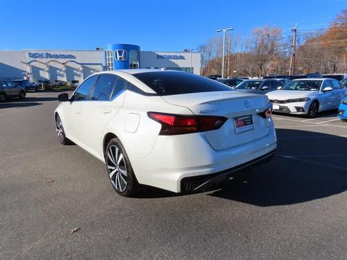 2020 Nissan Altima 2.5 SR