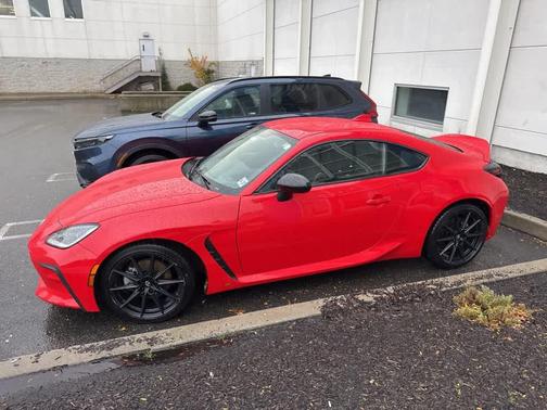 2022 Toyota GR86 Premium