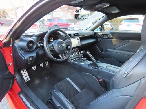2022 Toyota GR86 Premium