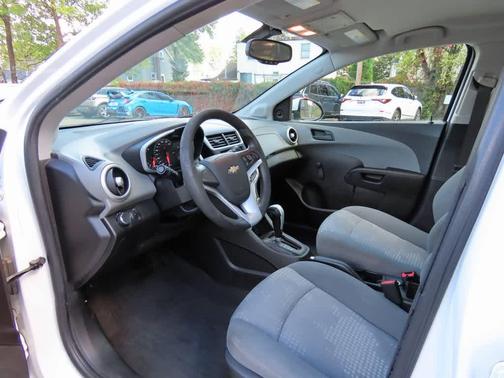 2020 Chevrolet Sonic LS