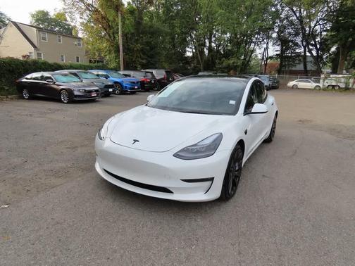 2023 Tesla Model 3 Performance