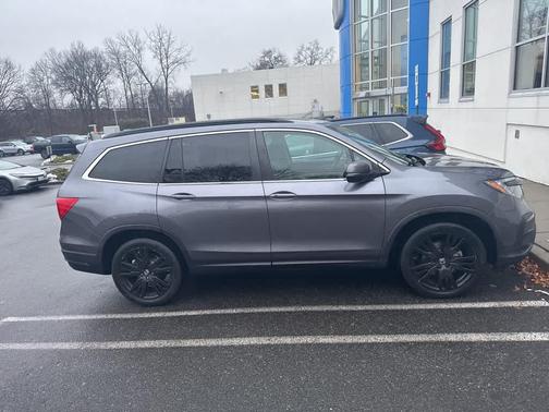 2022 Honda Pilot Special Edition