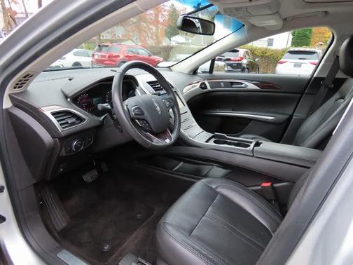 2014 Lincoln MKZ Base