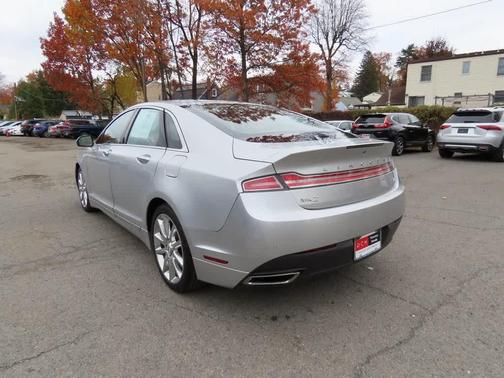 2014 Lincoln MKZ Base