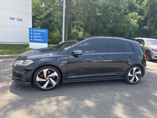 2018 Volkswagen Golf GTI 2.0T SE 4-Door