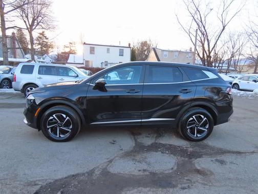 2023 Kia Sportage Hybrid LX