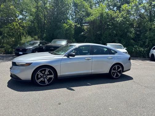 Solar Silver Metallic 2024 Honda Accord Hybrid Sport