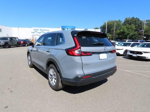 Urban Gray Pearl 2024 Honda CR-V LX