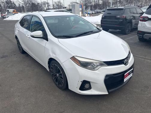 2015 Toyota Corolla S Plus