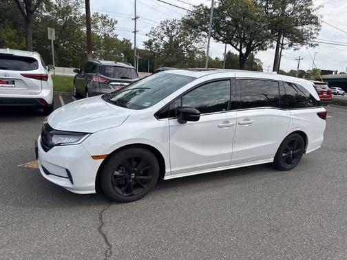 2023 Honda Odyssey Sport