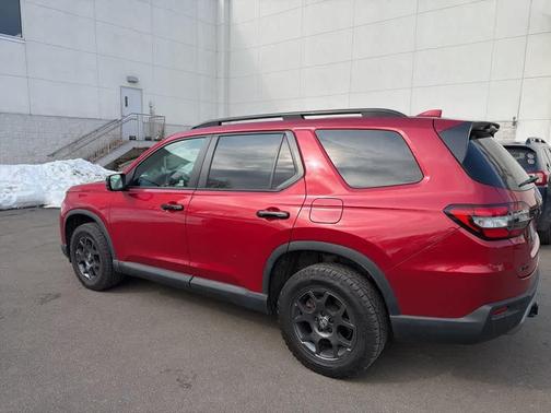 2023 Honda Pilot TrailSport