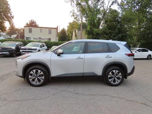 Brilliant Silver Metallic 2023 Nissan Rogue SV