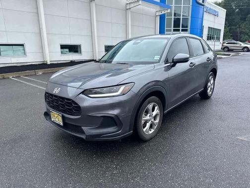 Modern Steel Metallic 2024 Honda HR-V LX