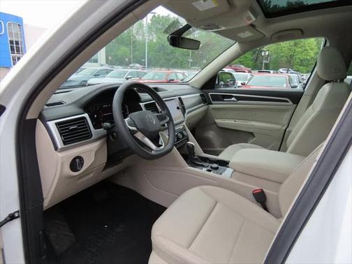 2022 Volkswagen Atlas 3.6L SE w/Technology