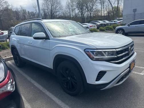 2022 Volkswagen Atlas 3.6L SE w/Technology