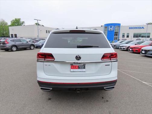 2022 Volkswagen Atlas 3.6L SE w/Technology