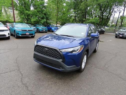 2022 Toyota Corolla Cross LE
