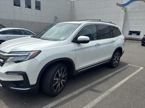 2022 Honda Pilot Touring 7-Passenger