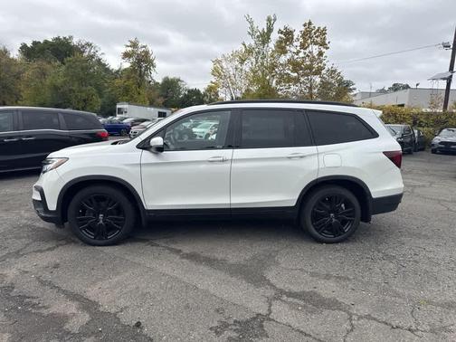 2022 Honda Pilot Black Edition
