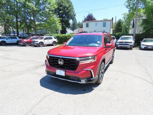 Radiant Red Metallic II 2023 Honda Pilot Elite