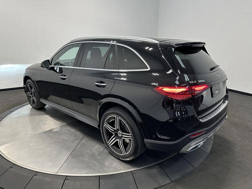 Black 2026 Mercedes-Benz GLC 300 4MATIC