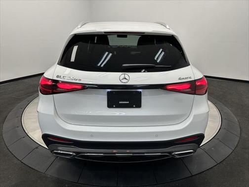 2025 Mercedes-Benz GLC 350e Base