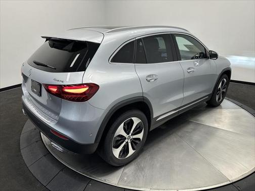2025 Mercedes-Benz GLA 250 4MATIC