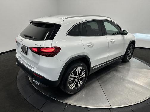 2025 Mercedes-Benz GLA 250 4MATIC