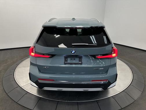 Cape York Green Metallic 2025 BMW X1 xDrive28i