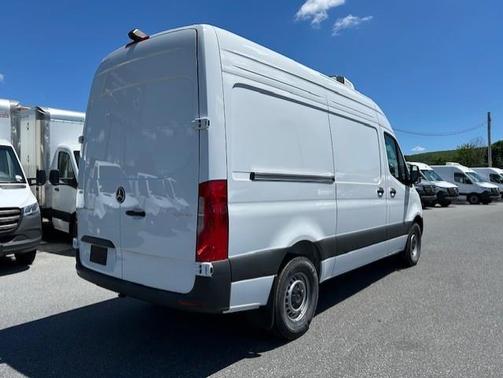 2025 Mercedes-Benz Sprinter 2500 High Roof