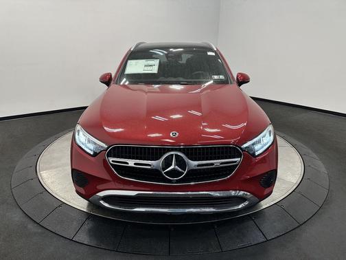 2026 Mercedes-Benz GLC 300 4MATIC