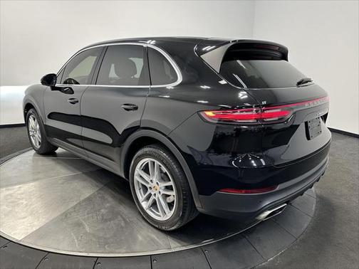 2022 Porsche Cayenne Platinum Edition