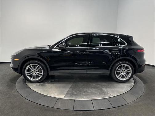 2022 Porsche Cayenne Platinum Edition