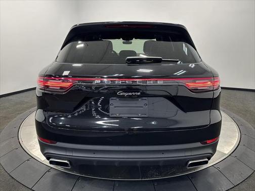 2022 Porsche Cayenne Platinum Edition