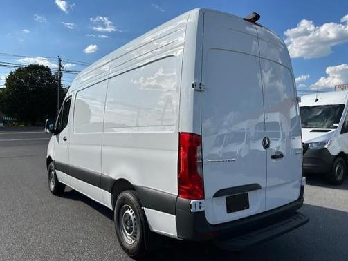 2025 Mercedes-Benz Sprinter 2500 Standard Roof