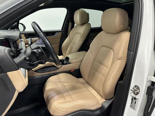2024 Porsche Cayenne S