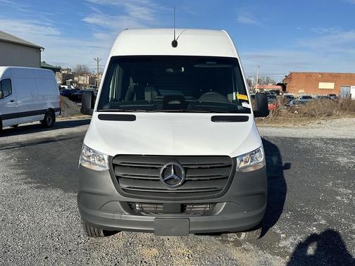 2025 Mercedes-Benz Sprinter 2500 High Roof