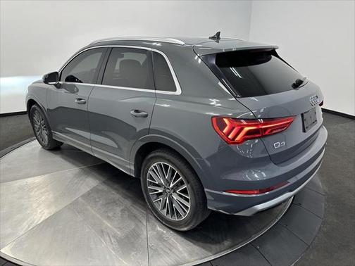 2022 Audi Q3 40 Premium Plus