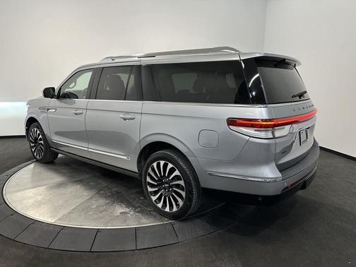 2023 Lincoln Navigator Black Label
