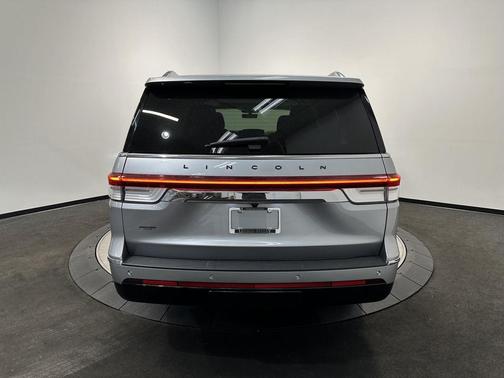 2023 Lincoln Navigator Black Label