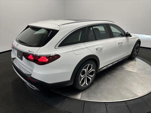 2025 Mercedes-Benz E-Class 4MATIC