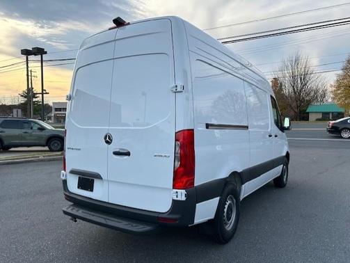2026 Mercedes-Benz Sprinter 2500 High Roof