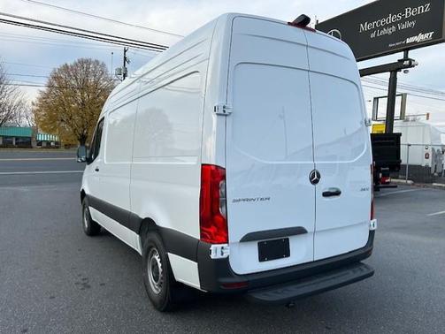 2026 Mercedes-Benz Sprinter 2500 High Roof