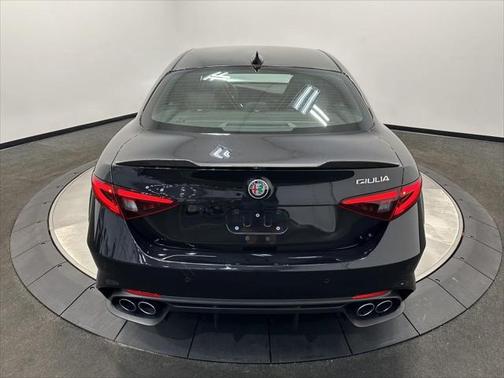 2023 Alfa Romeo Giulia Quadrifoglio