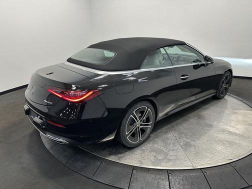2026 Mercedes-Benz CLE 300 4MATIC Cabriolet