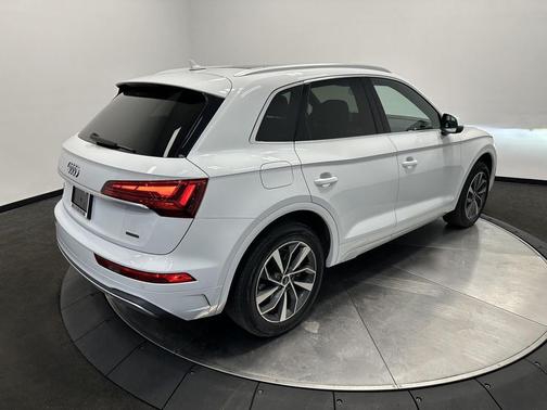 2021 Audi Q5 Premium Plus