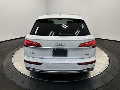 2021 Audi Q5 Premium Plus