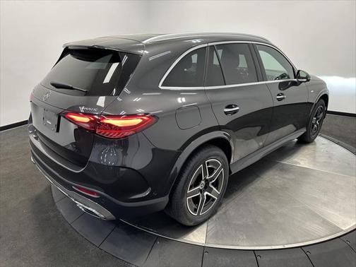 2025 Mercedes-Benz GLC 350e Base