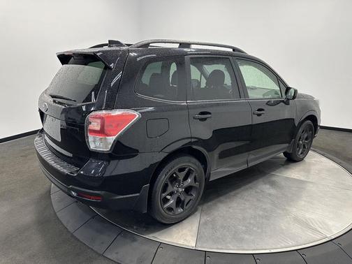 Crystal Black Silica 2018 Subaru Forester 2.5i Premium Black Edition