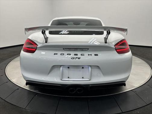 2016 Porsche Cayman GT4